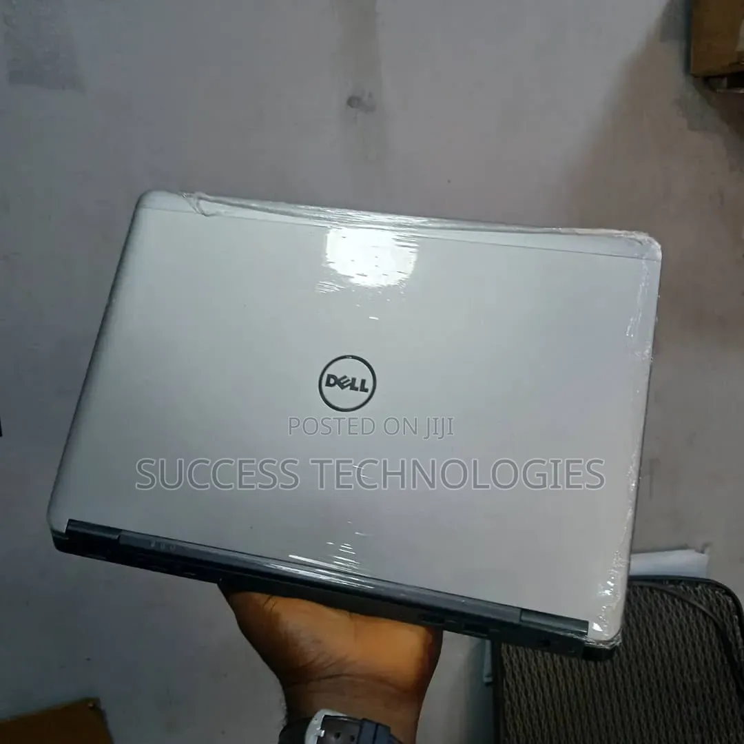 Laptop Dell Latitude 7440 8GB Intel Core i5 SSD 128GB