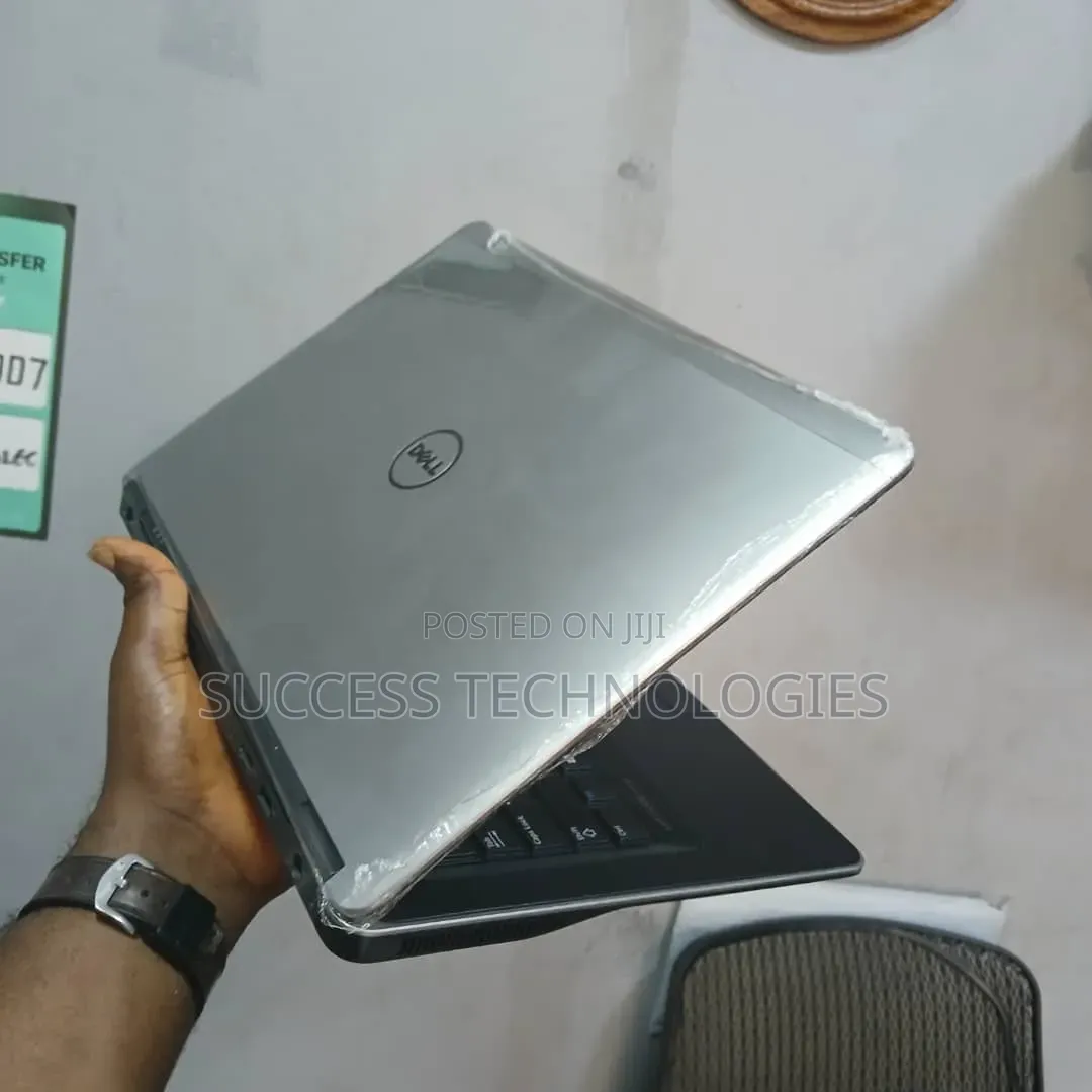 Laptop Dell Latitude 7440 8GB Intel Core i5 SSD 128GB