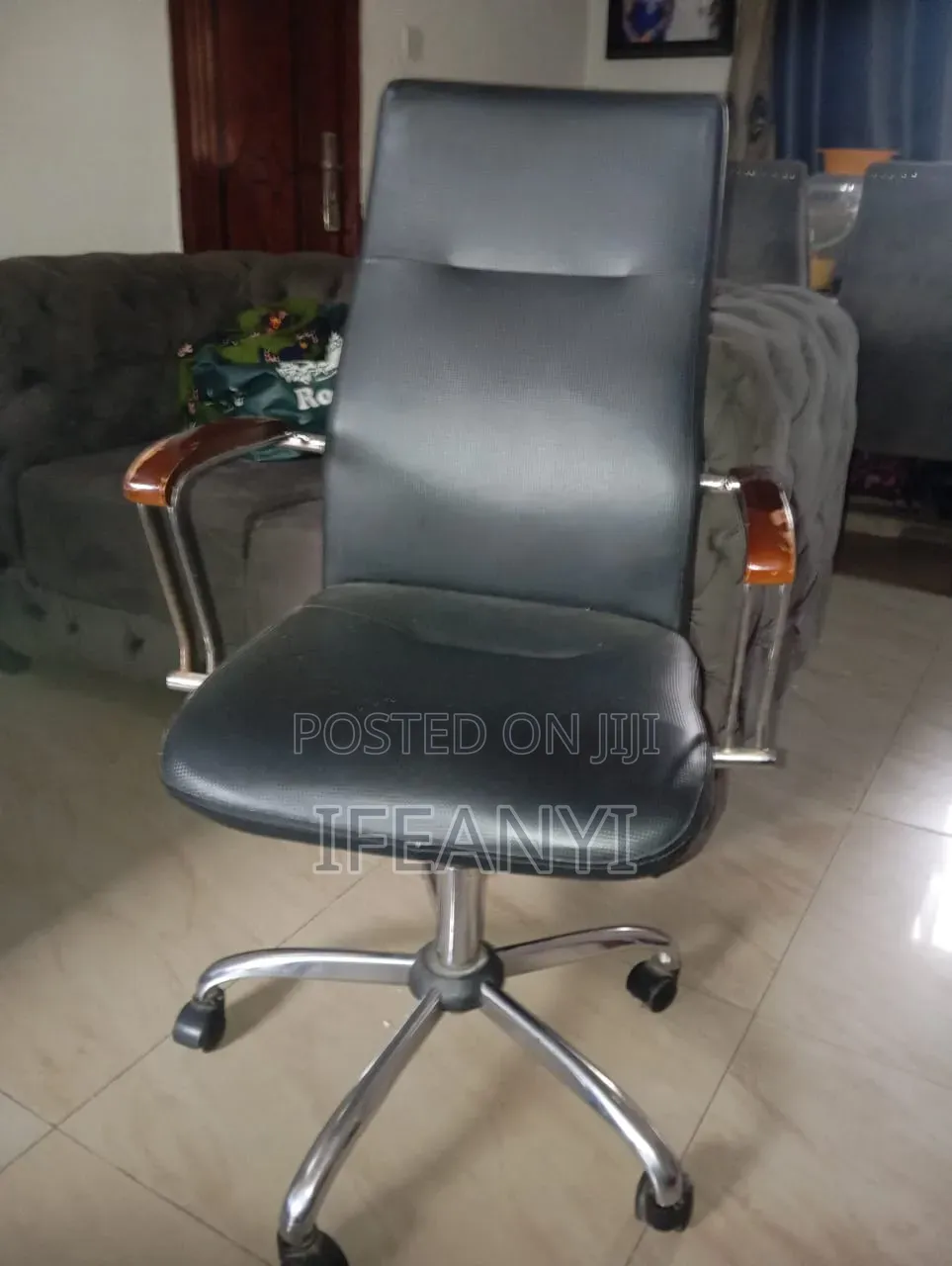 Executive Office Chair