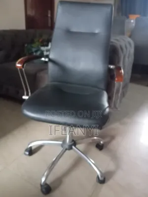 Executive Office Chair