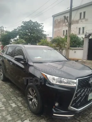 Toyota Highlander 2015 Black