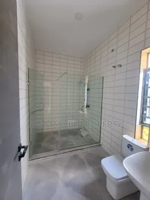 2bdrm Apartment in Lekki Scheme 2 Off, Ado / Ajah for rent