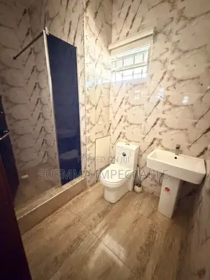 1bdrm Shared Apartment in Lekki Phase 1 for rent