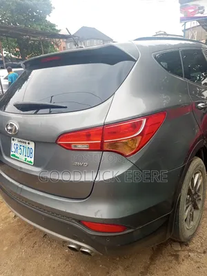 Hyundai Santa Fe 2014 Gray