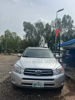 Toyota RAV4 V6 2007 Silver