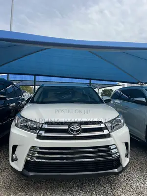 Toyota Highlander Limited 4x4 V6 (3.5L 6cyl 8A) 2018 White