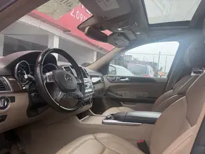 Mercedes-Benz M Class ML 350 BlueTEC 4Matic 2012 Gray