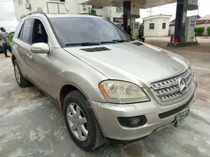 Mercedes-Benz M Class 2006 Gold