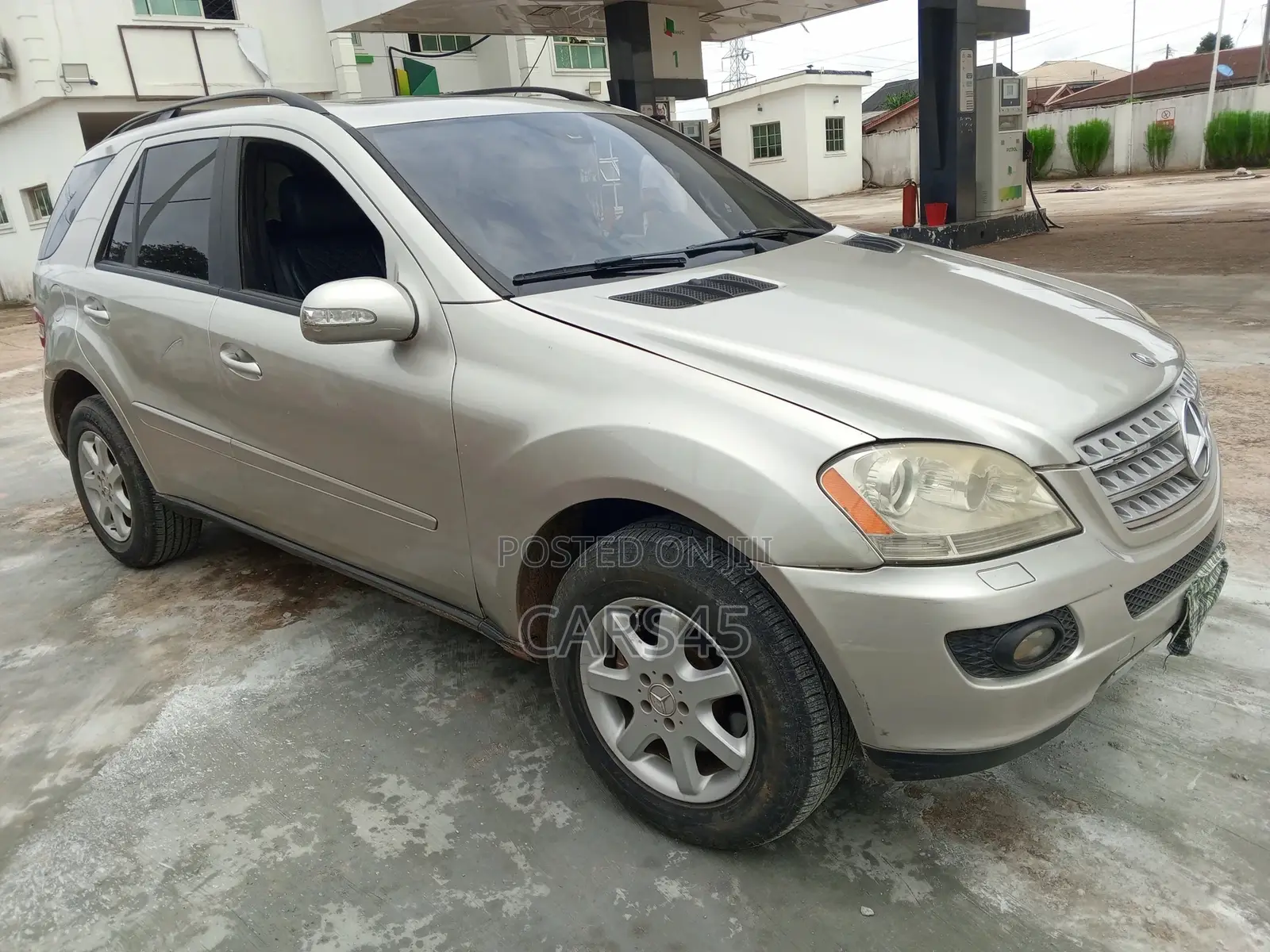 Mercedes-Benz M Class 2006 Gold