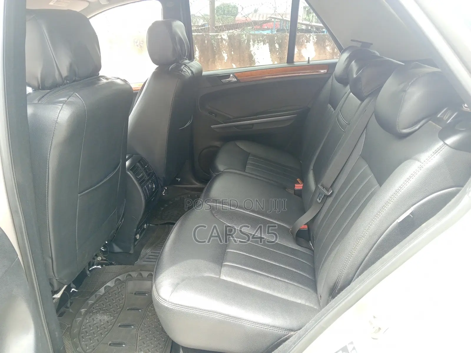 Mercedes-Benz M Class 2006 Gold
