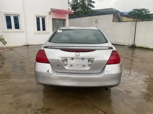 Honda Accord 2007 Silver