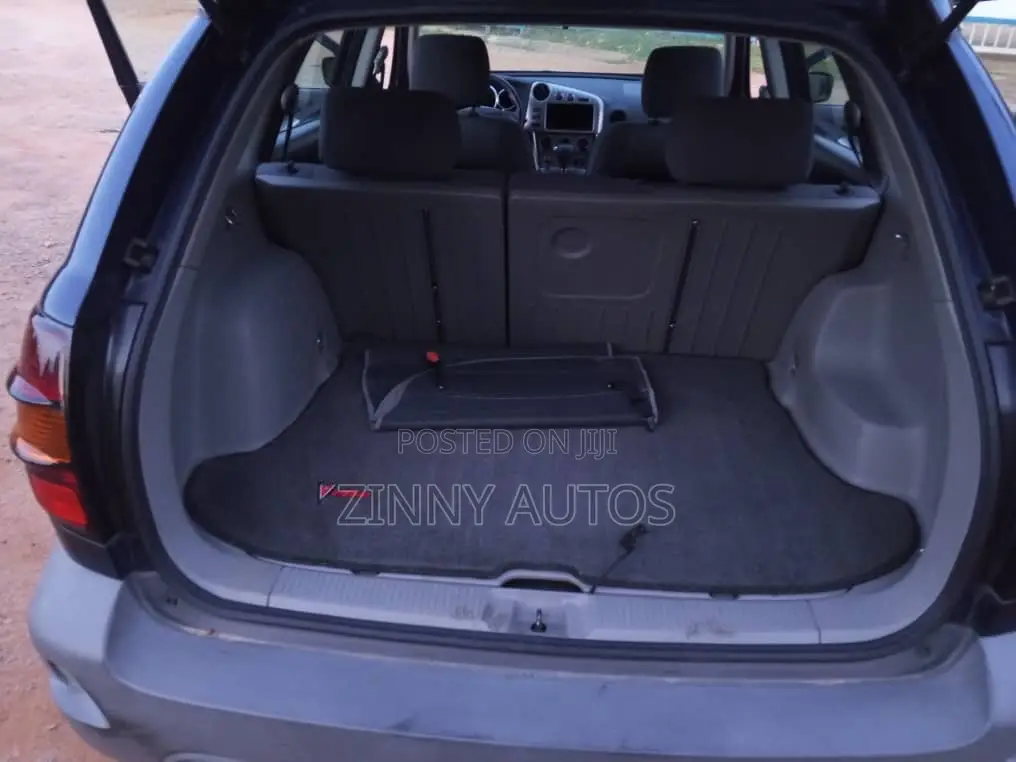 Pontiac Vibe Automatic 2004 Gray