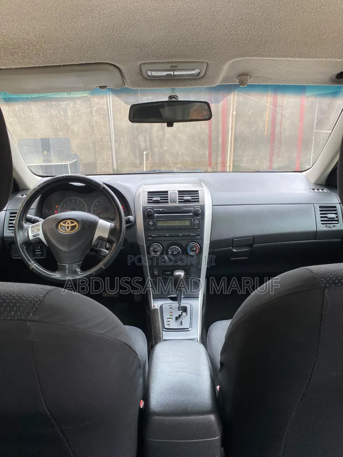 Toyota Corolla 2010 Silver