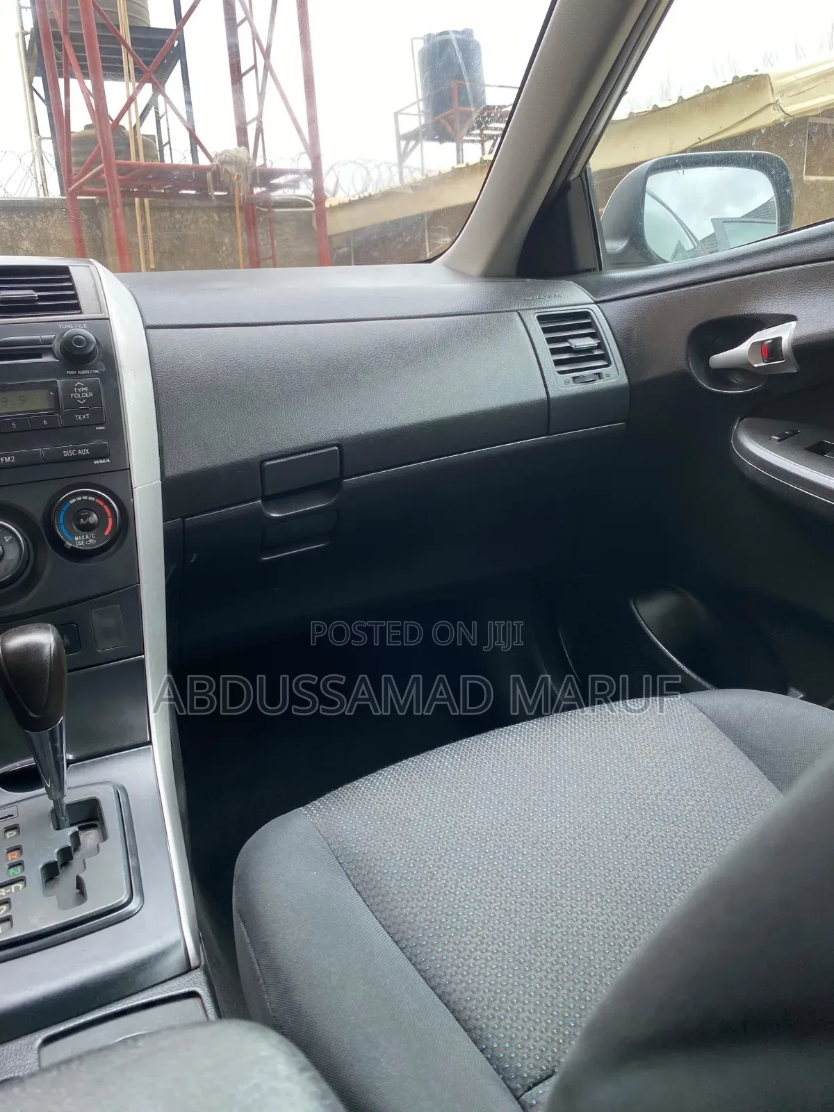 Toyota Corolla 2010 Silver