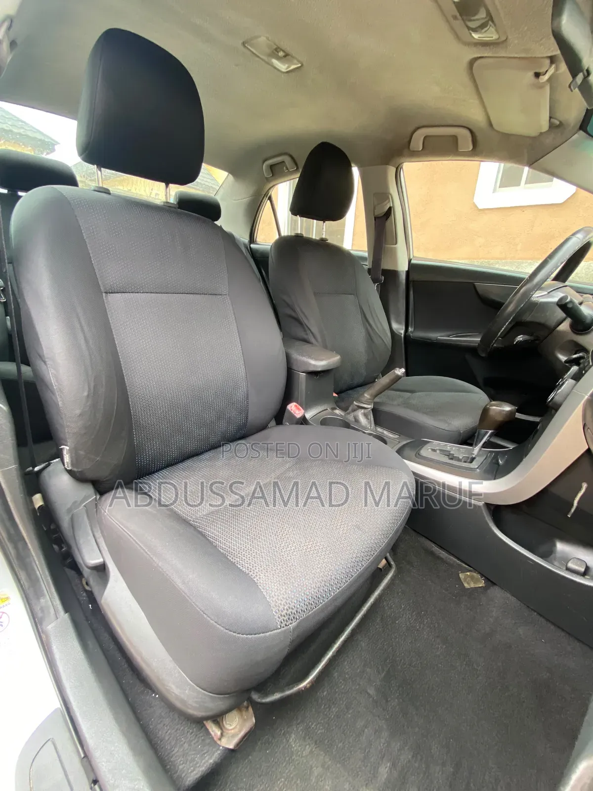Toyota Corolla 2010 Silver