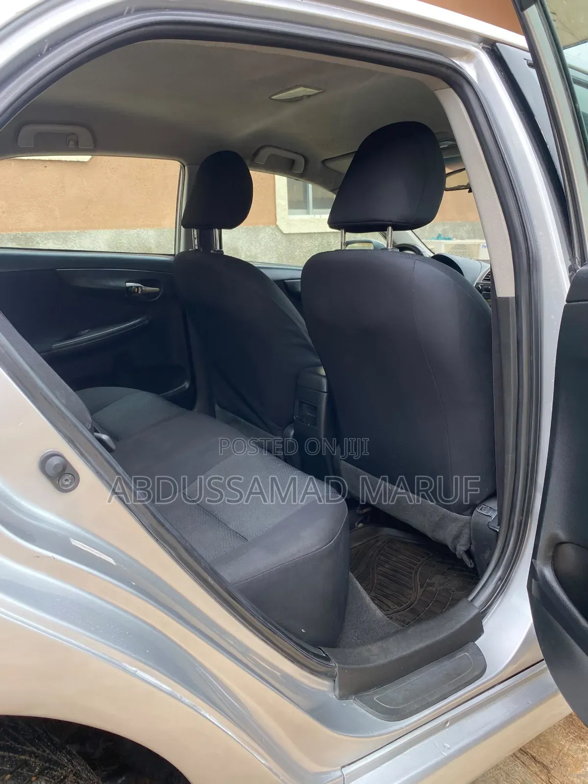 Toyota Corolla 2010 Silver