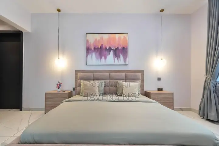 Luxury 3-Bedroom Penthouse