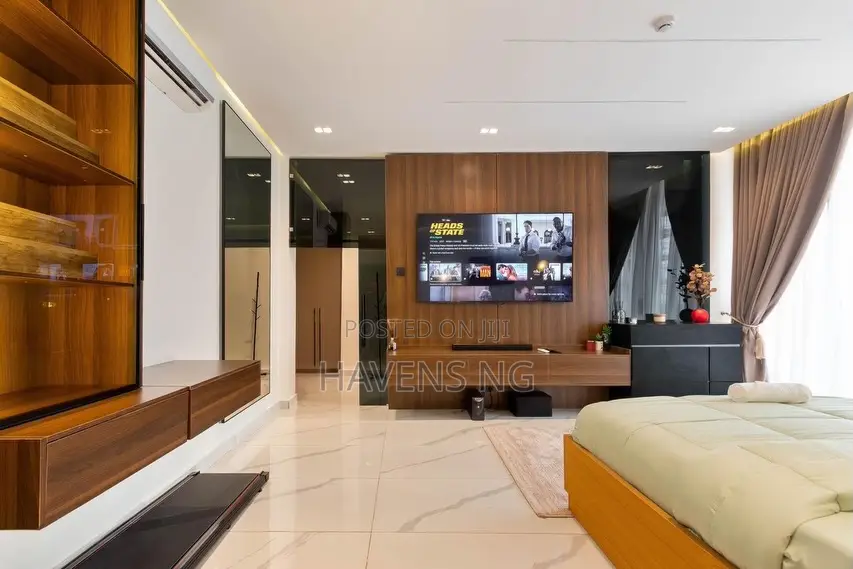 Luxury 3-Bedroom Penthouse