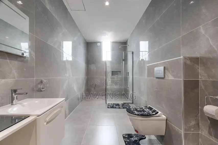Luxury 3-Bedroom Penthouse
