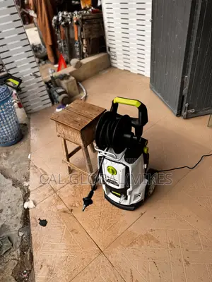 Pressure Washer