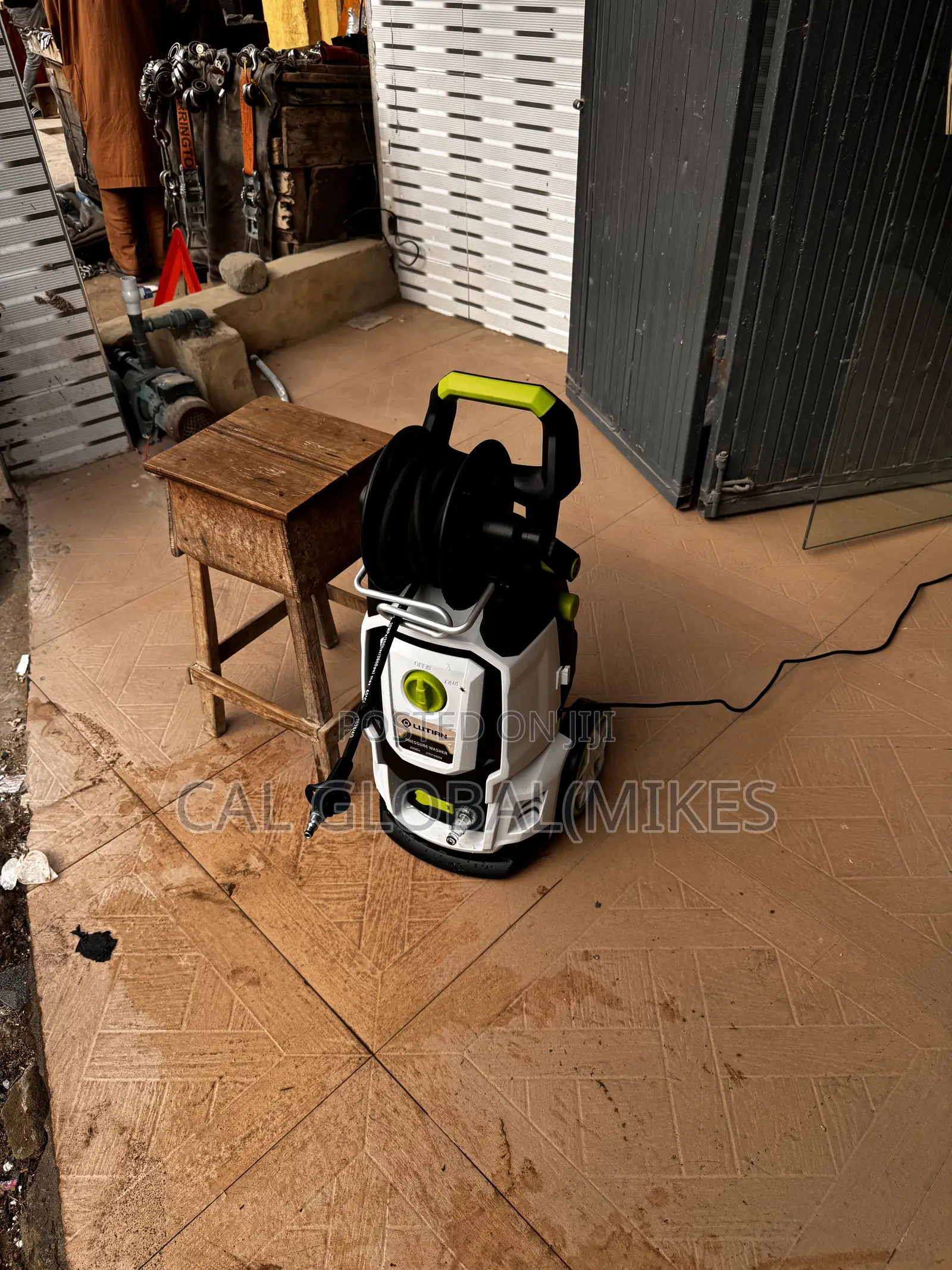 Pressure Washer