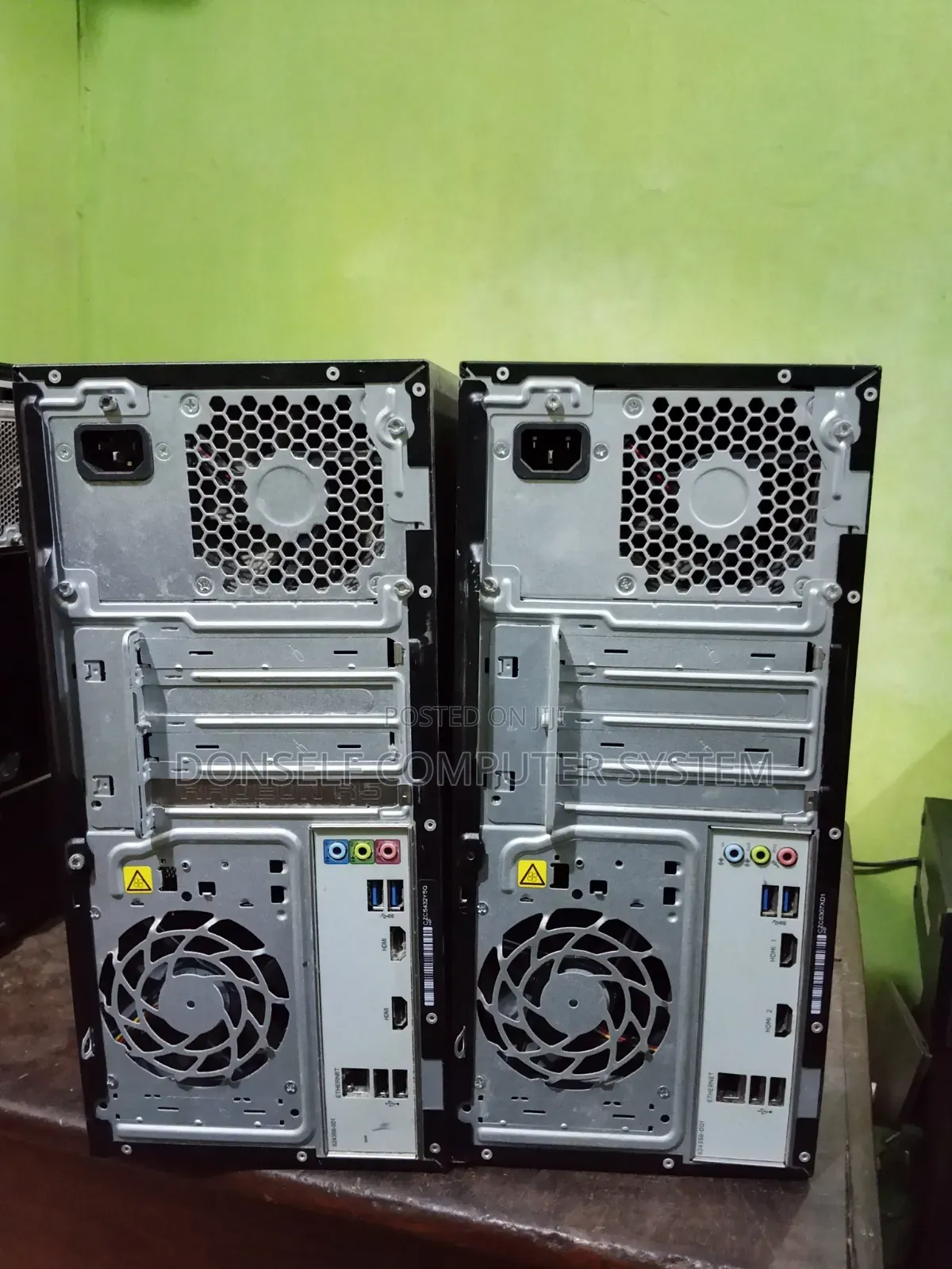 Desktop Computer HP Pavilion 590 8GB Intel Core i5 HDD 500GB
