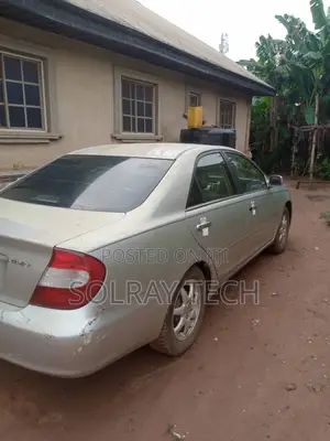 Toyota Camry LE 4dr Sedan (2.4L 4cyl 5M) 2003 Silver
