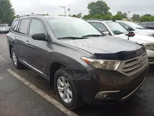 Toyota Highlander 2013 Gray