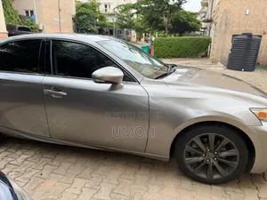Lexus IS 250 2015 Gold