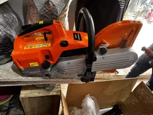 Hand Held Asphalt Cutter