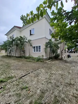 4bdrm Duplex in Katampe Extension for rent