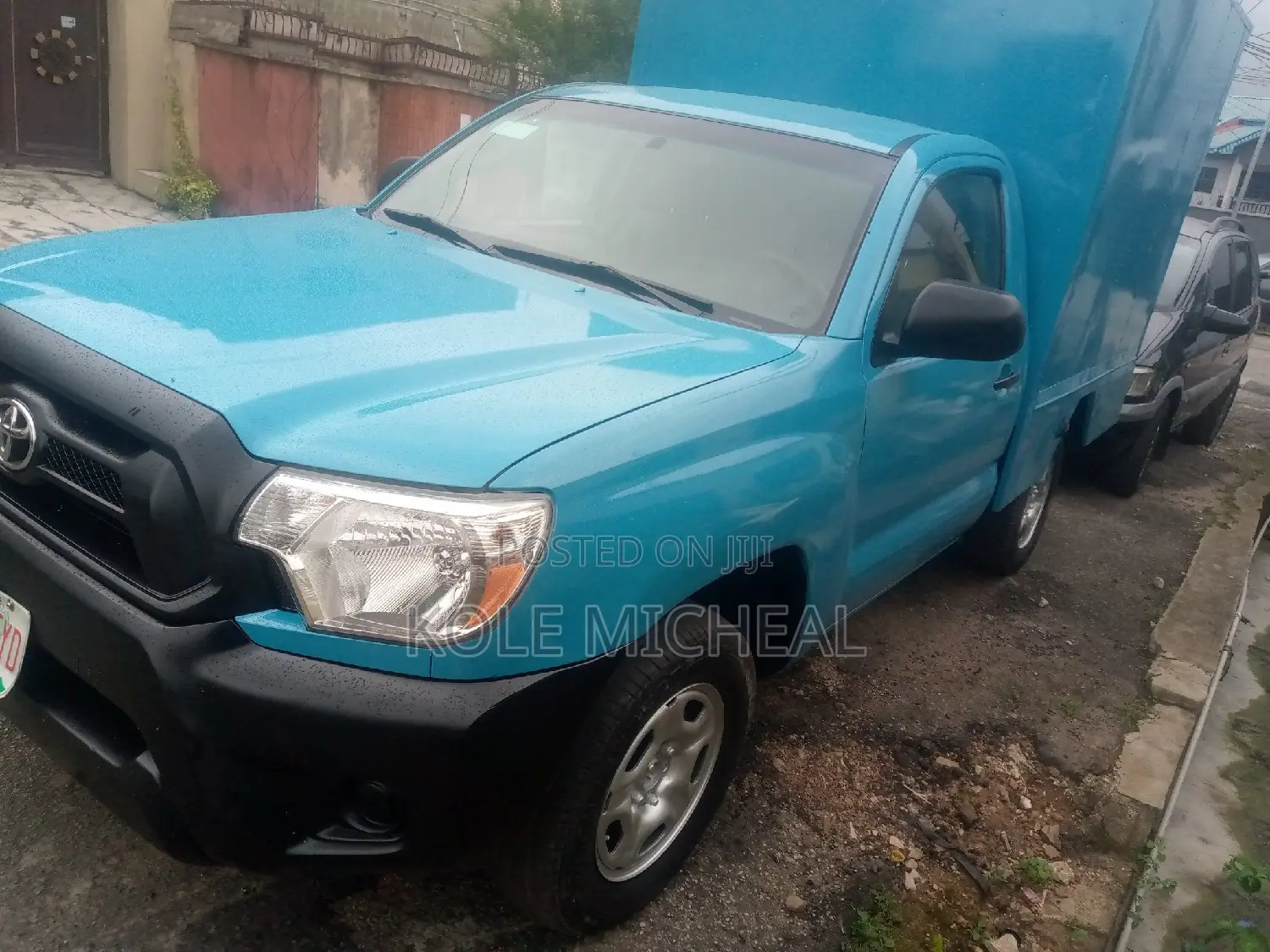 Toyota Hilux 2013 Blue