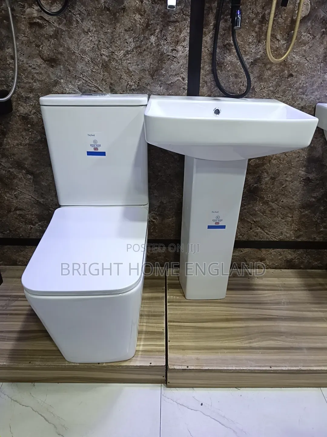 Executive Toilets WC