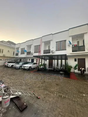 2bdrm Duplex in Lekki Phase 2 for rent