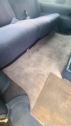 Toyota Previa 2000 Gray