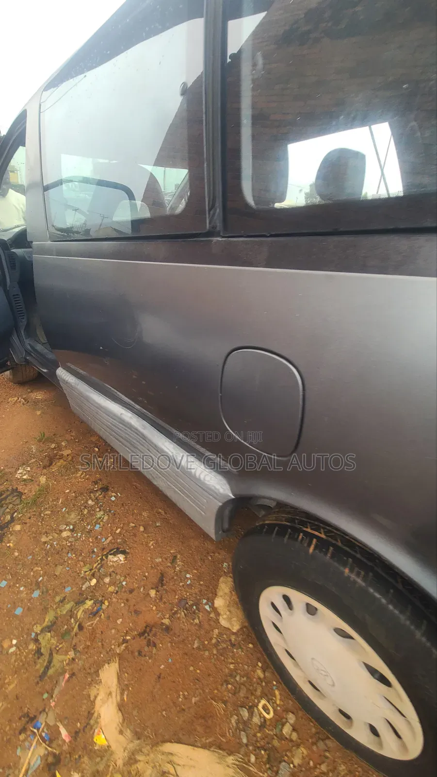 Toyota Previa 2000 Gray