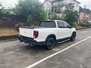 Honda Ridgeline Black Edition AWD 2023 White