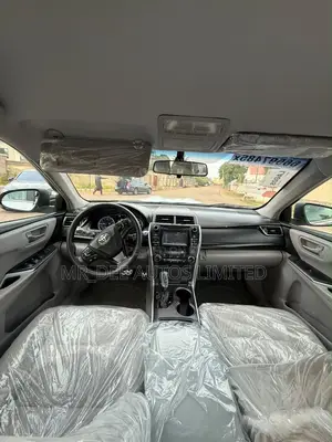 Toyota Camry 2016 Silver