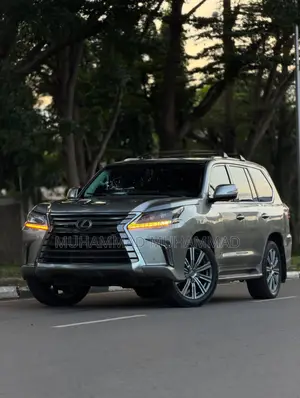 Lexus LX 570 AWD 2018