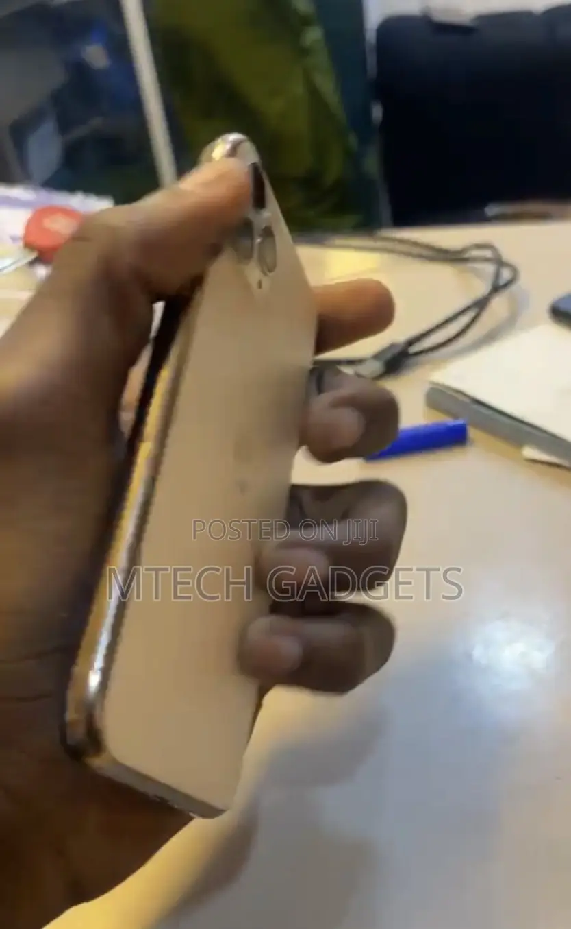 Apple iPhone 11 Pro 64 GB Gold