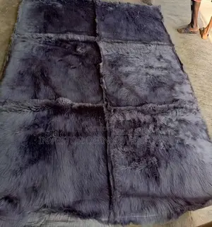 Shaggy Modern Indian Center Rug
