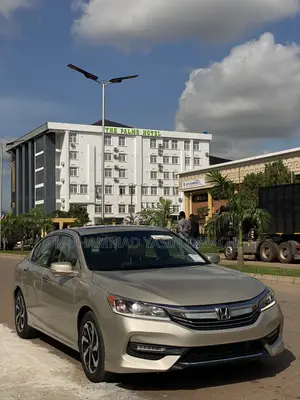 Honda Accord EX-L 4dr Sedan FWD (2.4L 4cyl 2A) 2017 Gold
