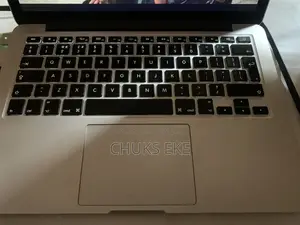 New Laptop Apple MacBook Pro 2015 8GB Intel Core i5 SSD 512GB
