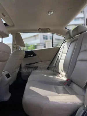 Honda Accord EX-L 4dr Sedan FWD (2.4L 4cyl 2A) 2017 Gold