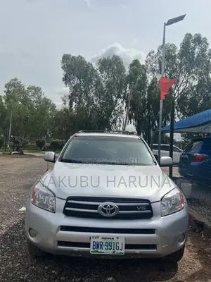 Toyota RAV4 V6 2007 Silver