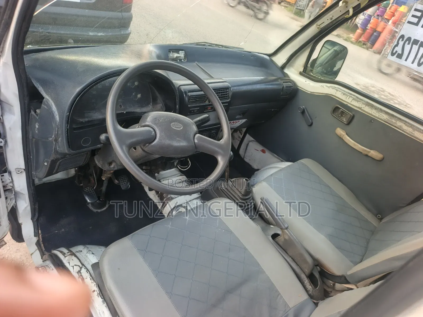 Daihatsu Hijet 2007 White