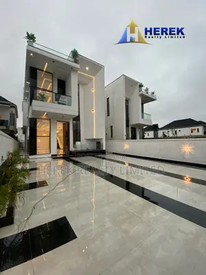 5bdrm Duplex in Ikota for sale