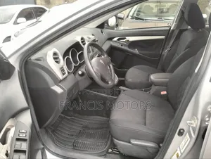 Pontiac Vibe 2010 Silver
