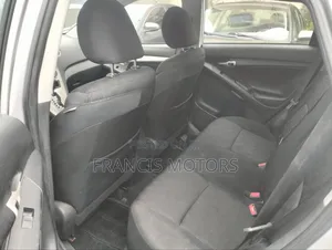 Pontiac Vibe 2010 Silver