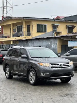 Toyota Highlander Limited 3.5l 4WD 2013 Gray